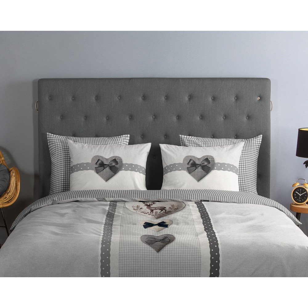 Sengesæt Bernet med hjort og hjerterternet mønster fra MyTrendyHome.dk