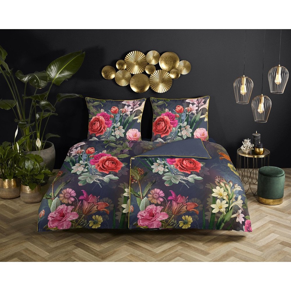 Bomuldssatin sengetøj Simone Blue med eksotiske blomster - MyTrendyHome.dk