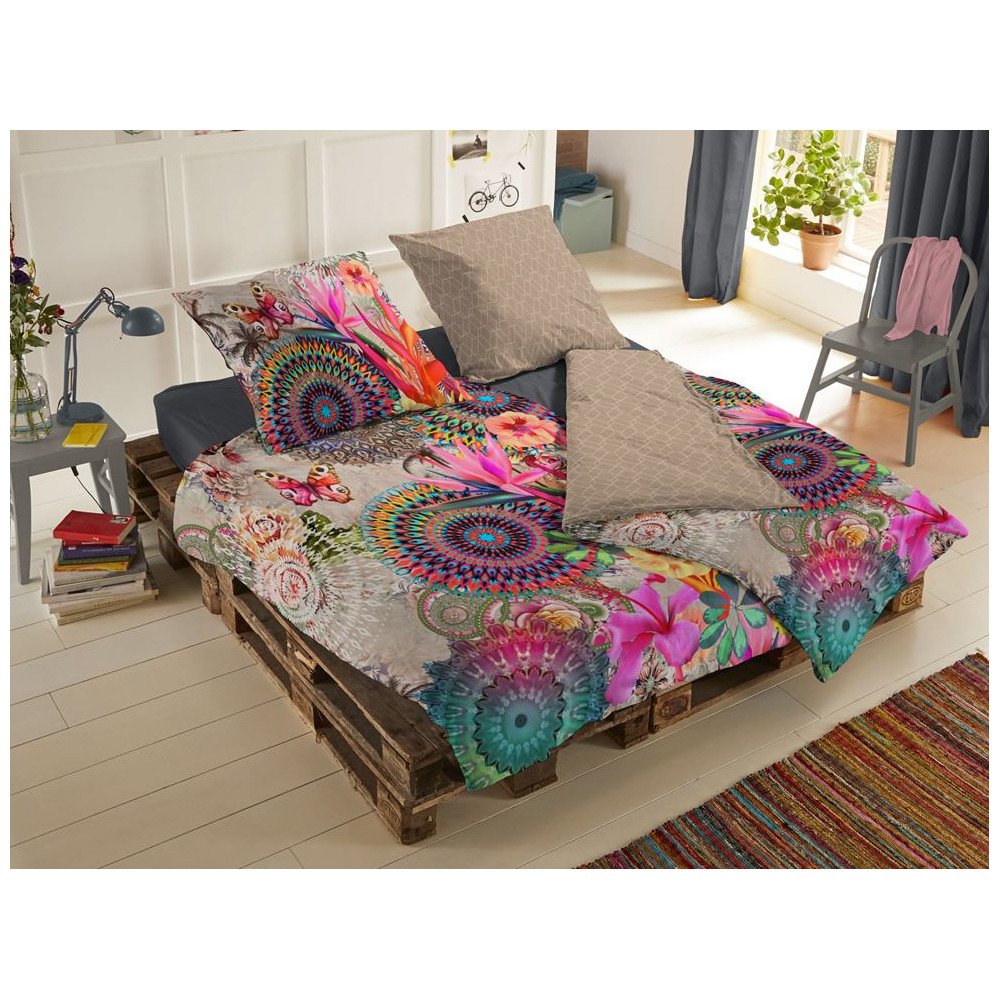 Sengesæt Maeli med mandala ornament fra Mytrendyhome.dk