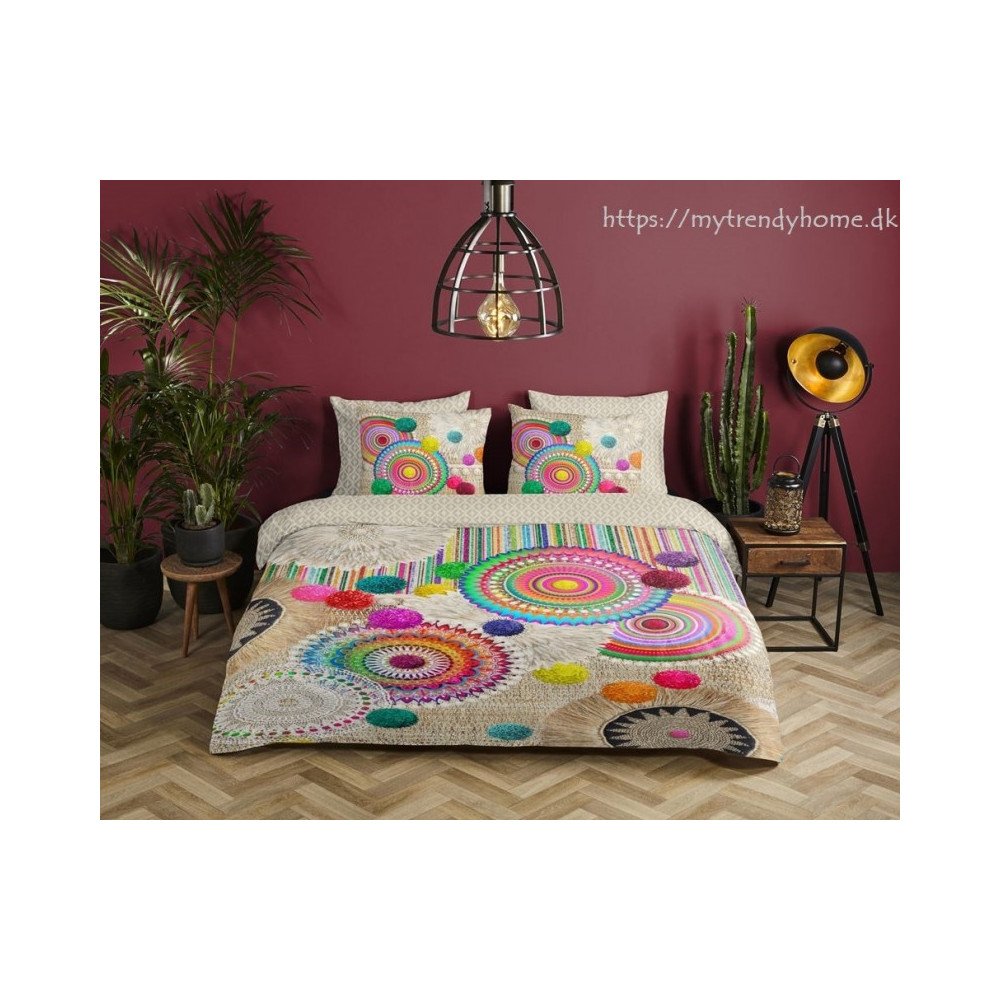 Sengesæt Inessa med mandala ornament fra Mytrendyhome.dk