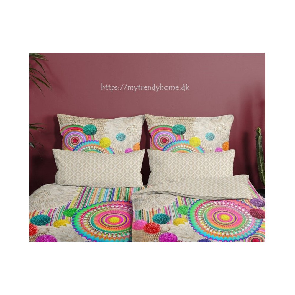 Sengesæt Inessa med mandala ornament fra Mytrendyhome.dk