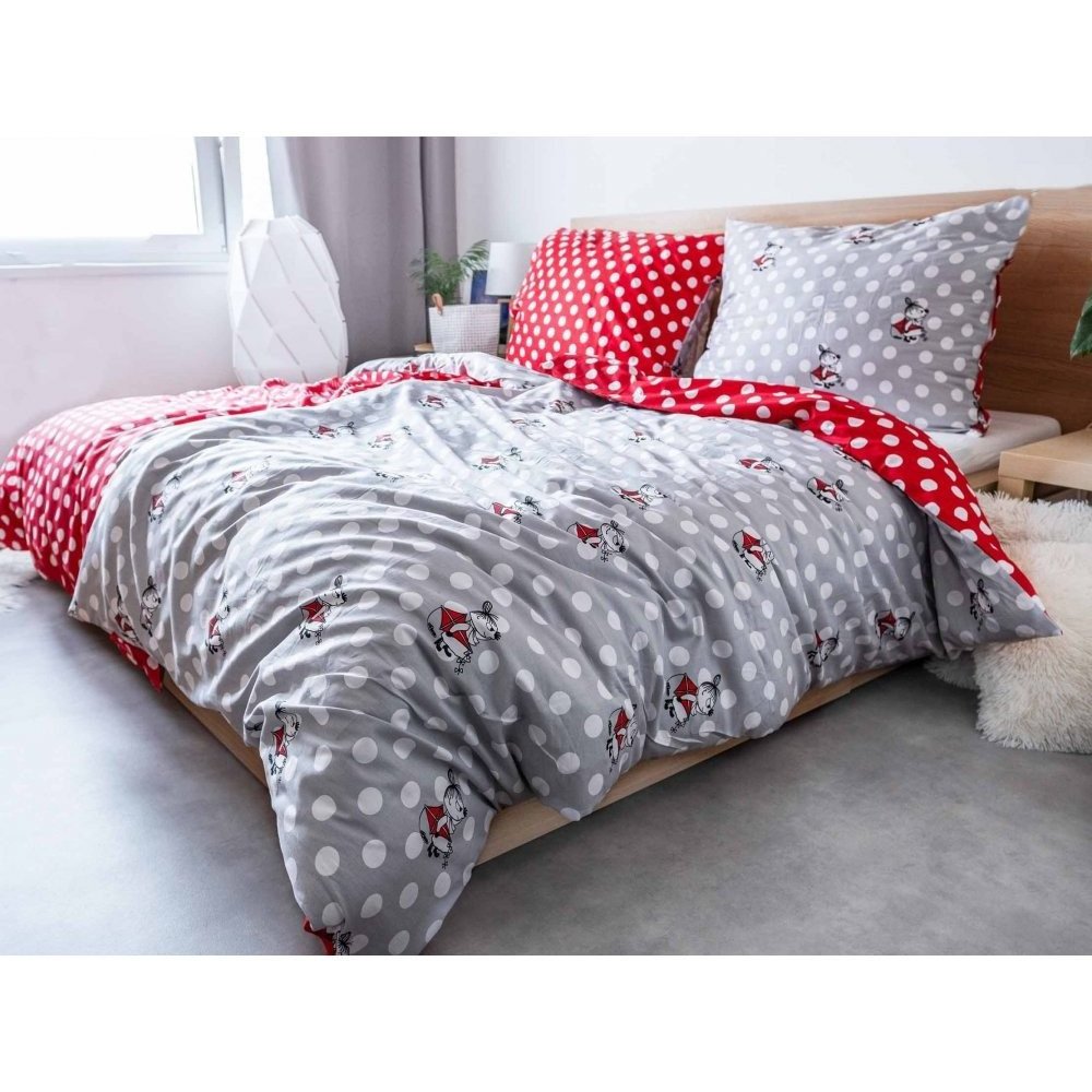 Sengesæt Moomintroll pink  i 100% bomuldssatin fra MyTrendyHome